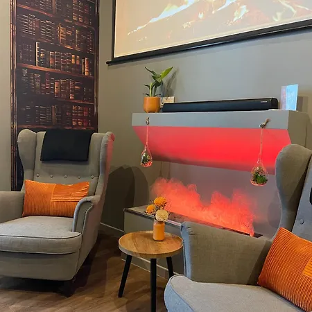 Phoenix Avec Cheminee, Terrasse Et Videoprojecteur Angoulême