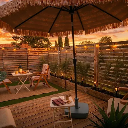 Holiday home Suite Phoenix - Maison Cosy Avec Terrasse & Cinema Prive *